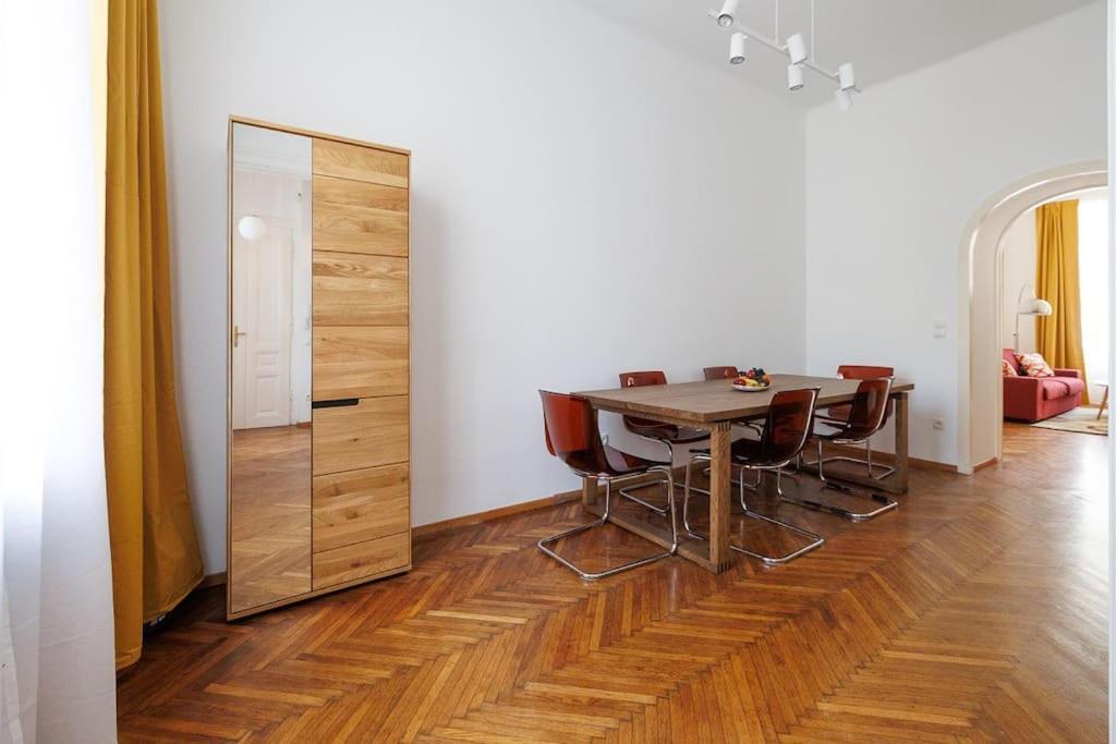 Neu Vintagelivingvienna Im 18ten Appartement *